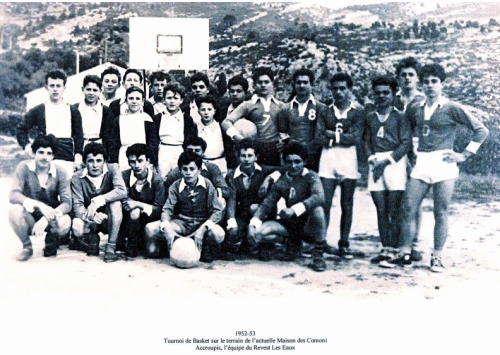 L'équipe de basket de l'Amicale Laïque en 1952-1953
